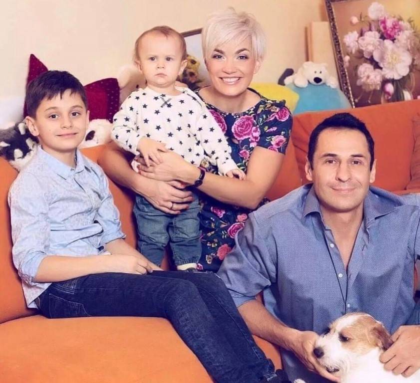 Усадьбы российских звезд: от умеренной роскоши до напыщенной показухи