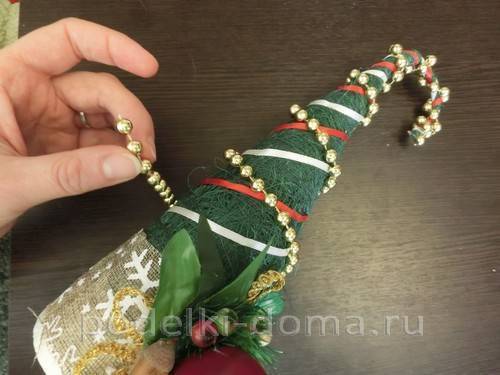 Топиарий, новогодняя елочка, животные и другие поделки из каштанов (12 фото)