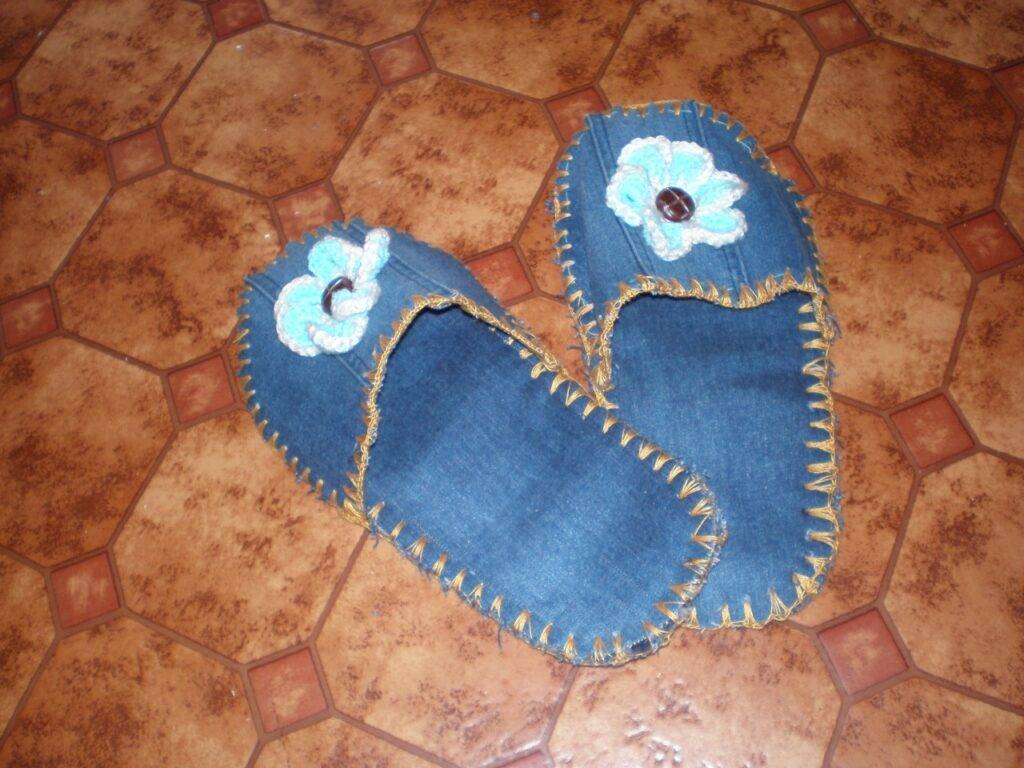 Выкройка меховых тапочек, материалы и инструменты, порядок действий
