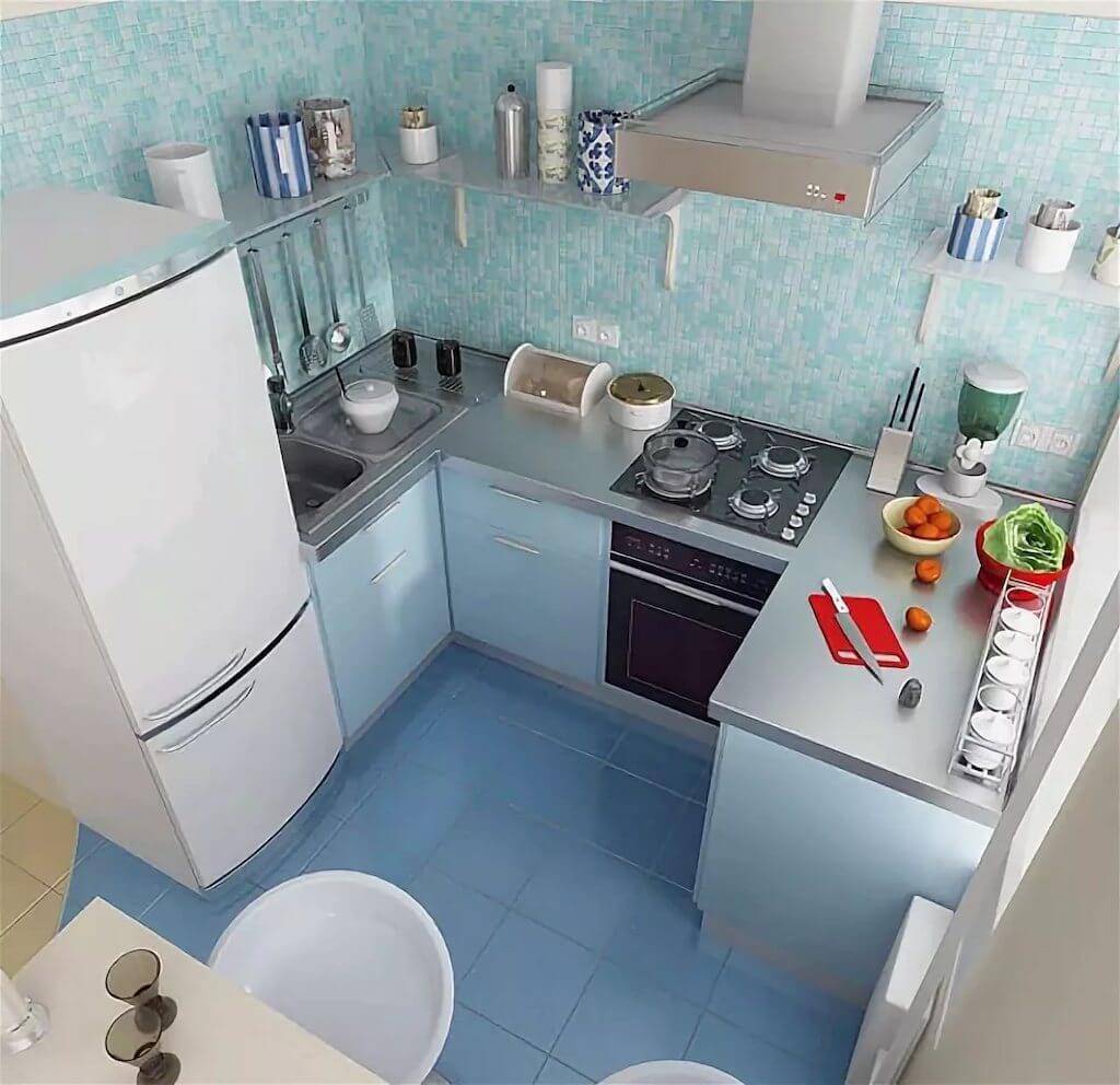 Открытые полки на кухне: актуально или уже устарело?