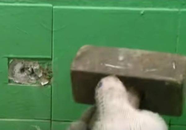 Установка полотенцесушителя в ванной: замена и подключение нового